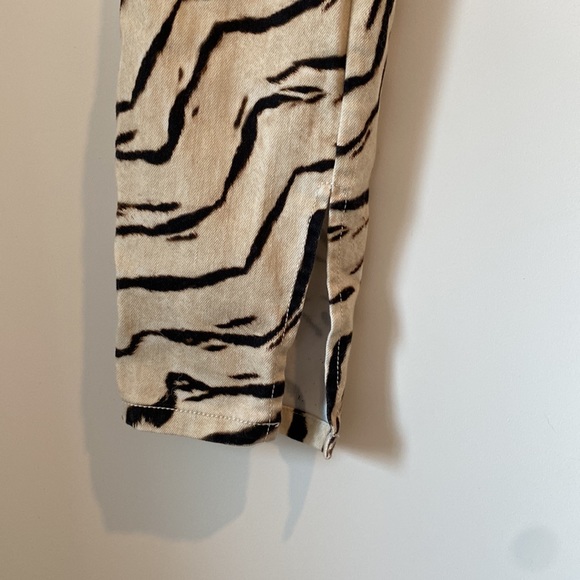 WeWoreWhat Zebra pattern jeans - Picture 2 of 3